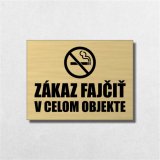 Tábla Tilos a dohányzás az egész épületben
