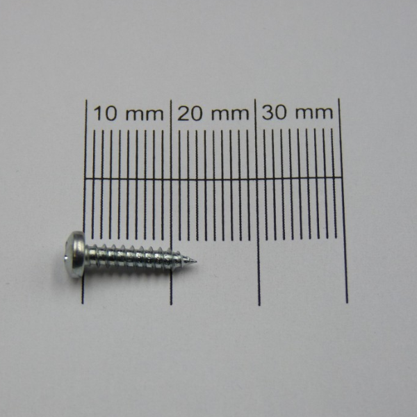 Önmetsző csavar 13mm