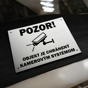 Tábla Vigyázz kamerarendszer 2